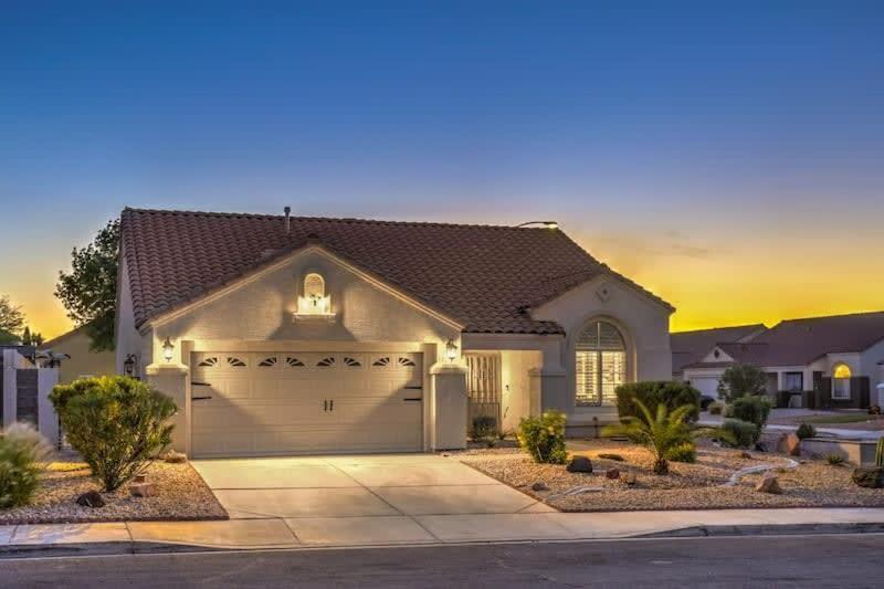 Family Fun For Everyone In Las Vegas- 4 Bedrooms, Billiards, Game Room Henderson Buitenkant foto