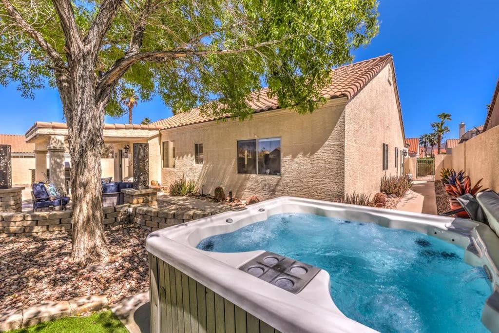 Family Fun For Everyone In Las Vegas- 4 Bedrooms, Billiards, Game Room Henderson Buitenkant foto