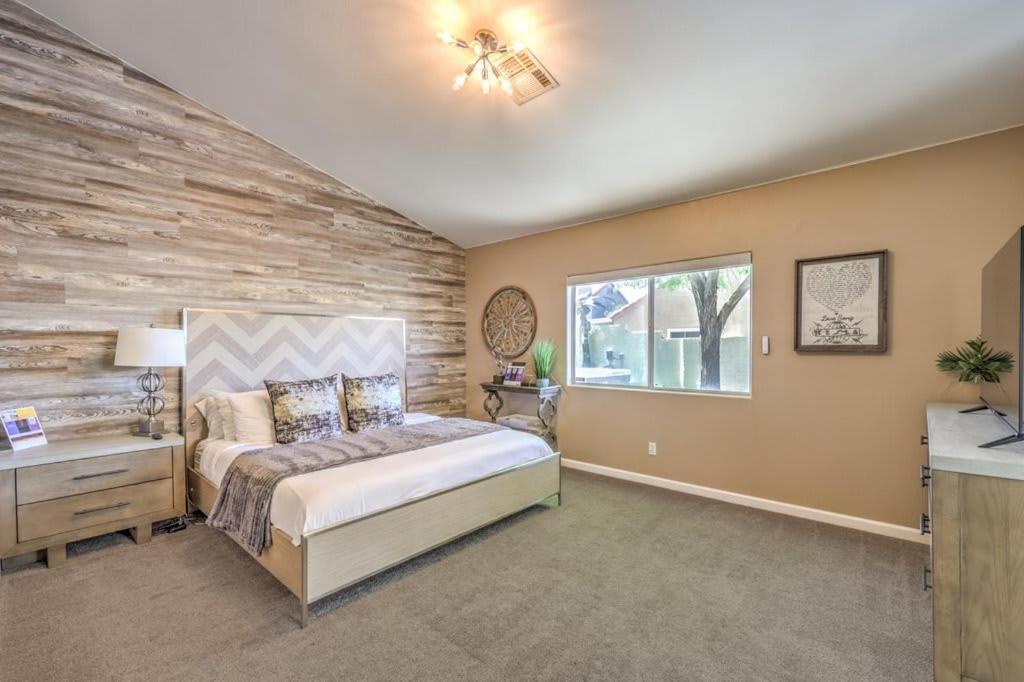 Family Fun For Everyone In Las Vegas- 4 Bedrooms, Billiards, Game Room Henderson Buitenkant foto