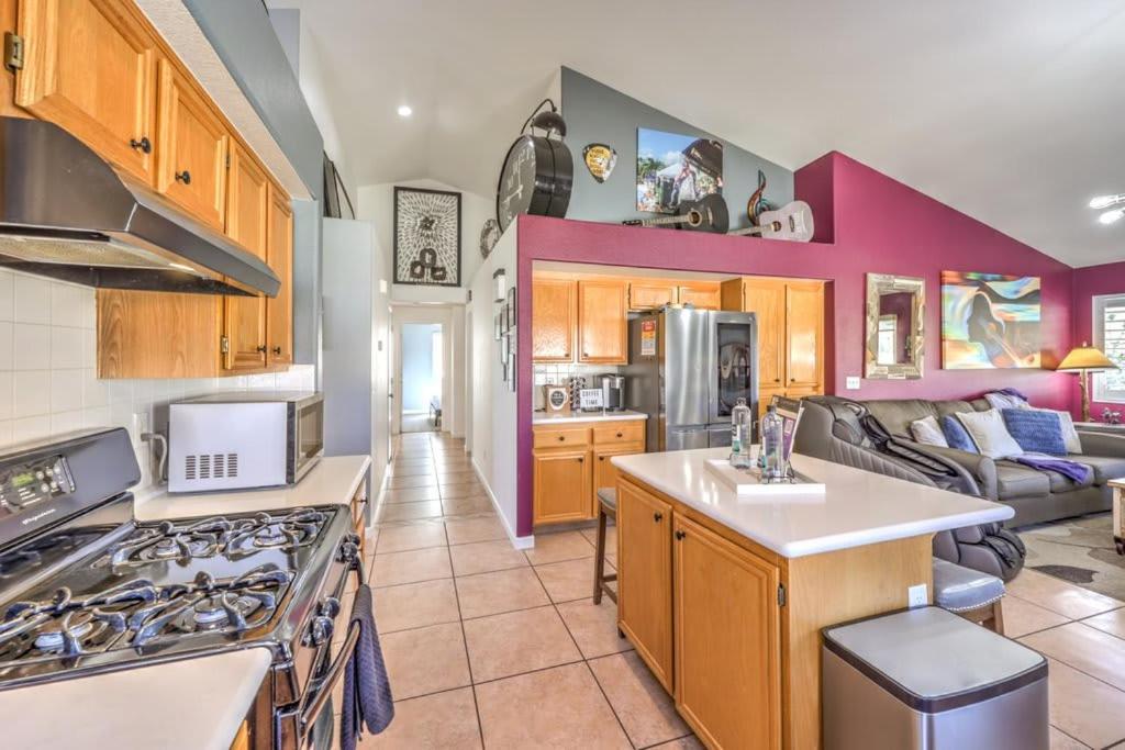 Family Fun For Everyone In Las Vegas- 4 Bedrooms, Billiards, Game Room Henderson Buitenkant foto