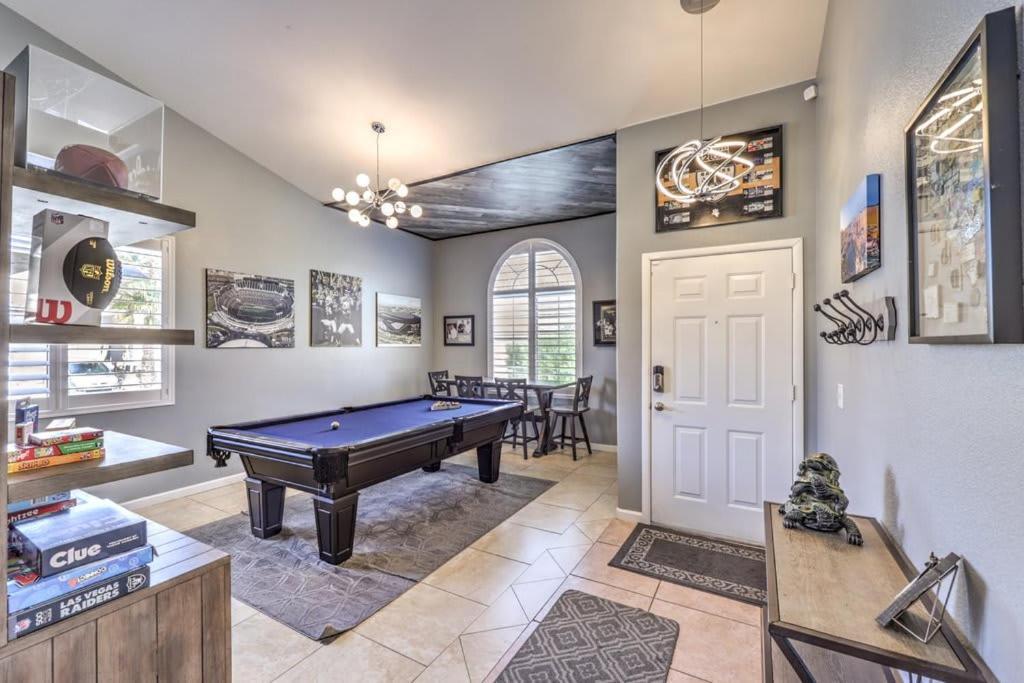 Family Fun For Everyone In Las Vegas- 4 Bedrooms, Billiards, Game Room Henderson Buitenkant foto